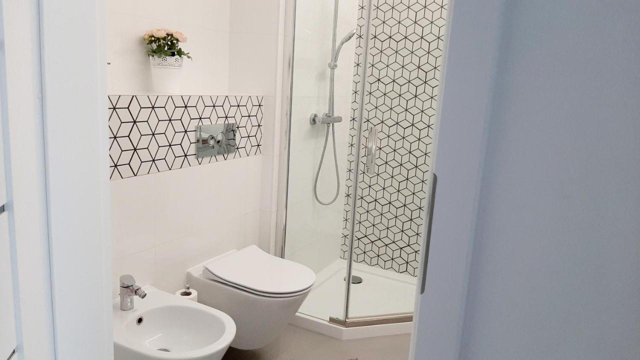 Apartament Morza Szum - Plac Unii- Parking Gdynia Exteriör bild